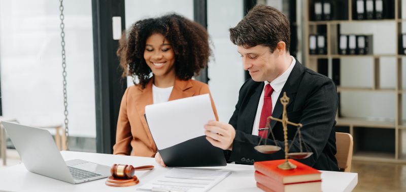 Corporate and Commercial Lawyer Karachi: Key Roles in Mergers & Acquisitions